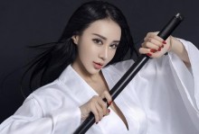 以苍穹西施出装顺序攻略（无敌美少女西施的装备选择之道）